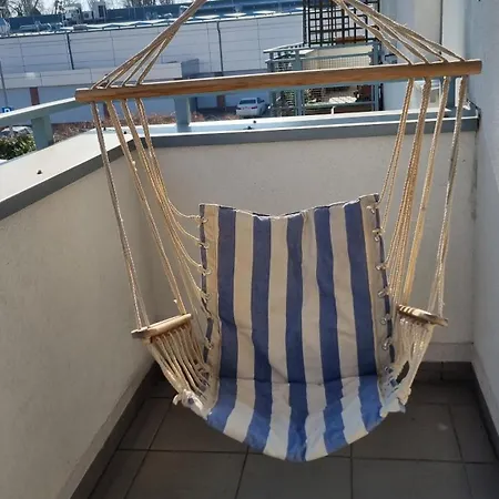 Komfortowe Rodzinne Mieszkanie Z Balkonem I Miejscem Parkingowym, Centrum *