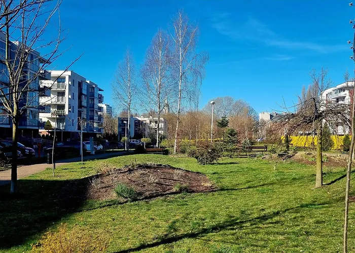 Apartament Komfortowe Rodzinne Mieszkanie Z Balkonem I Miejscem Parkingowym, Centrum