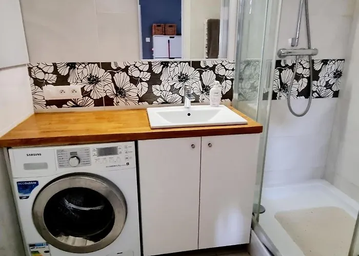 Komfortowe Rodzinne Mieszkanie Z Balkonem I Miejscem Parkingowym, Centrum