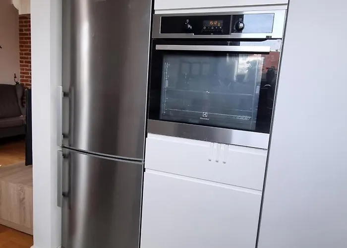 Komfortowe Rodzinne Mieszkanie Z Balkonem I Miejscem Parkingowym, Centrum * Łódź