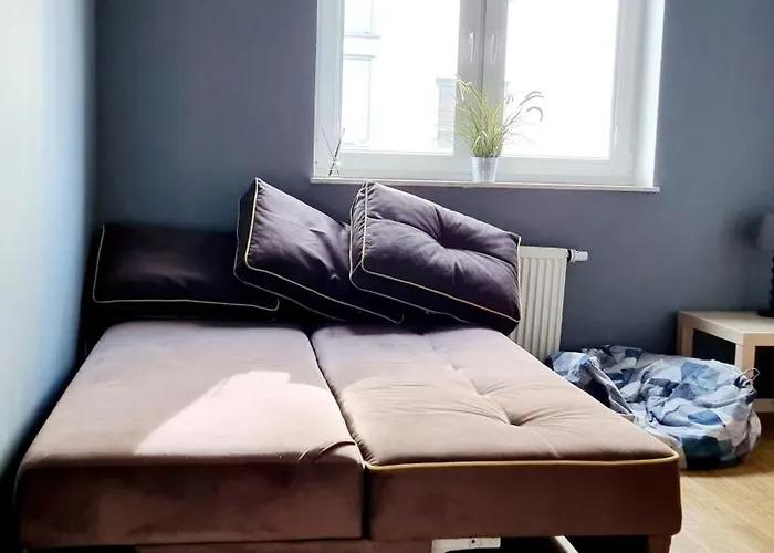 Apartament Komfortowe Rodzinne Mieszkanie Z Balkonem I Miejscem Parkingowym, Centrum *