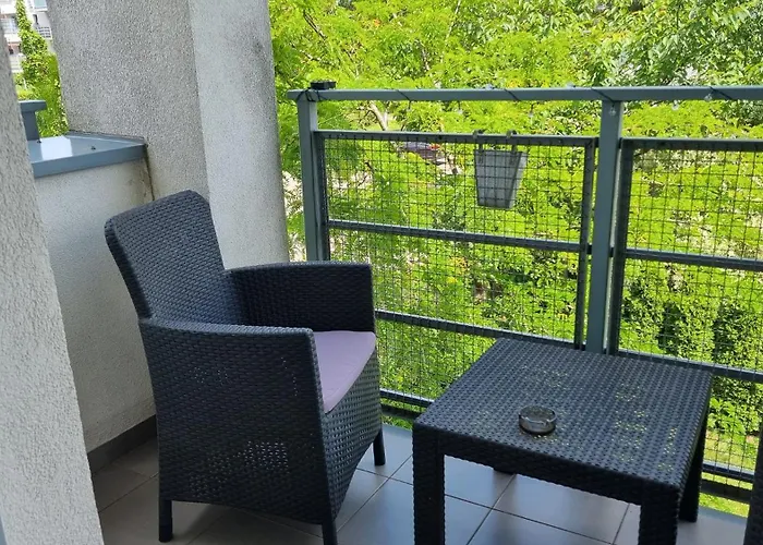 Komfortowe Rodzinne Mieszkanie Z Balkonem I Miejscem Parkingowym, Centrum * Łódź