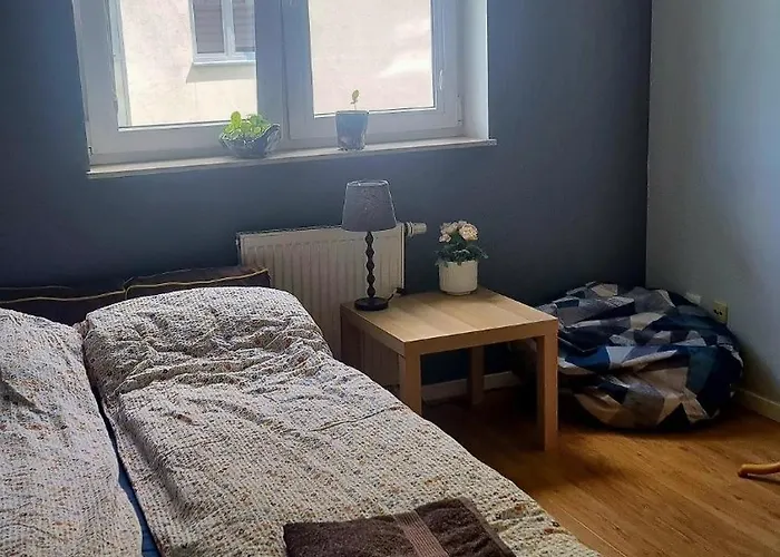 Komfortowe Rodzinne Mieszkanie Z Balkonem I Miejscem Parkingowym, Centrum Apartman Łódź