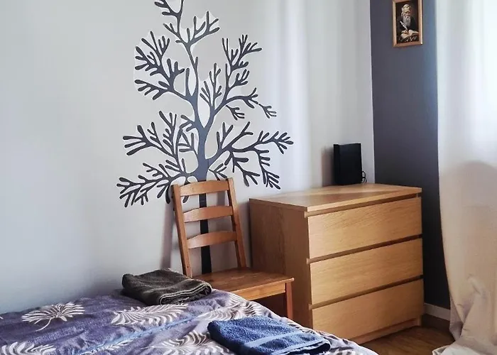 Apartament Komfortowe Rodzinne Mieszkanie Z Balkonem I Miejscem Parkingowym, Centrum *